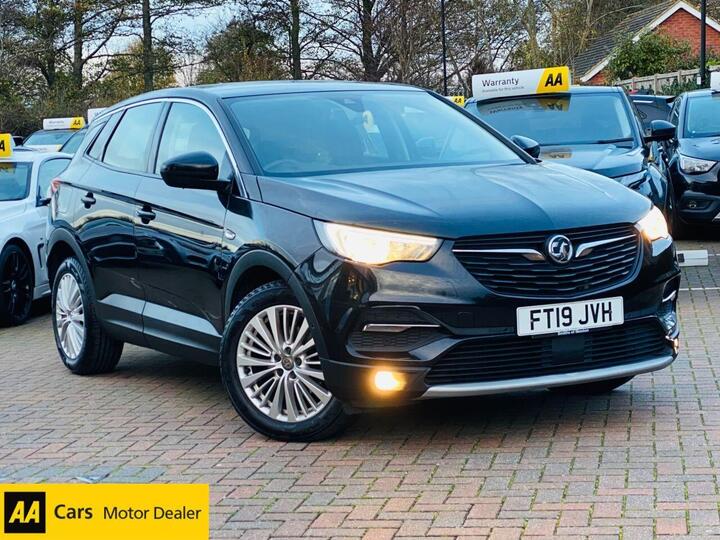 Vauxhall GRANDLAND X 1.5 Turbo D BlueInjection Sport Nav Euro 6 (s/s) 5dr Vauxhall GRANDLAND X 1.5 Turbo D BlueInjection Sport Nav Euro 6 (s/s) 5dr