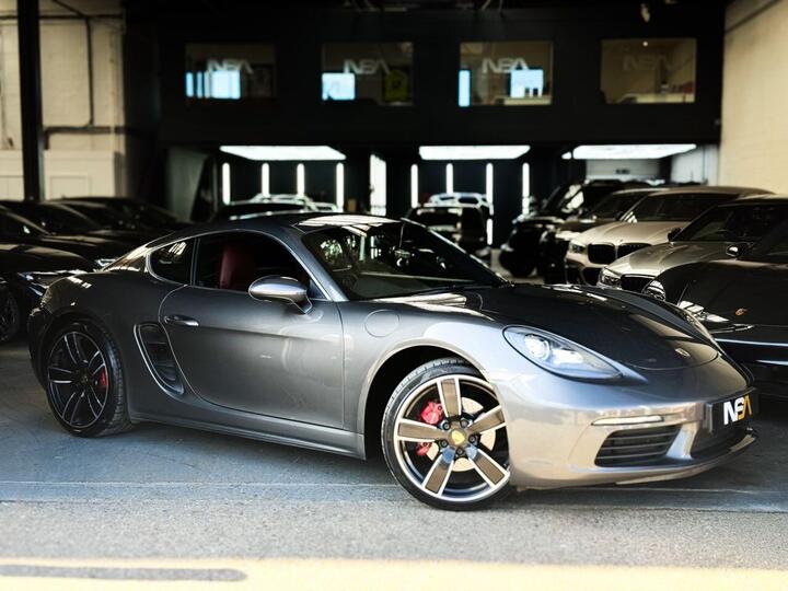 Porsche 718 CAYMAN 2.5T S Euro 6 (s/s) 2dr Porsche 718 CAYMAN 2.5T S Euro 6 (s/s) 2dr