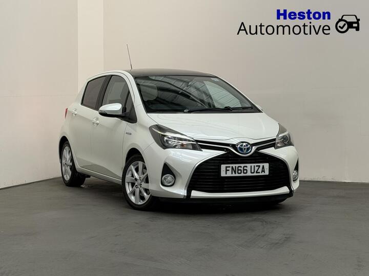 Toyota Yaris 1.5 VVT-h Excel E-CVT Euro 6 5dr (15in Alloy)