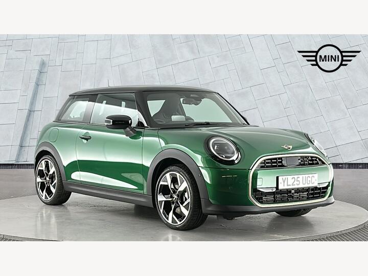MINI Cooper 1.5C Exclusive Steptronic Euro 6 (s/s) 3dr