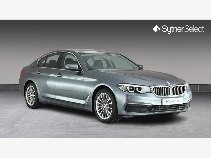 BMW 5 Series 2.0 530e 9.2kWh SE Auto Euro 6 (s/s) 4dr BMW 5 Series 2.0 530e 9.2kWh SE Auto Euro 6 (s/s) 4dr
