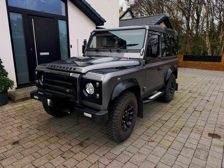 Land Rover DEFENDER DIESEL ESTATE 2.4 TDCi XS 4WD SWB Euro 4 3dr