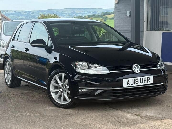 Volkswagen GOLF 1.6 TDI GT Euro 6 (s/s) 5dr Volkswagen GOLF 1.6 TDI GT Euro 6 (s/s) 5dr