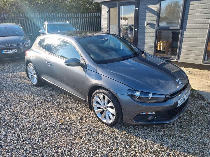Volkswagen Scirocco 2.0 TDI BlueMotion Tech GT Euro 5 (s/s) 3dr (Leather, Nav) Volkswagen Scirocco 2.0 TDI BlueMotion Tech GT Euro 5 (s/s) 3dr (Leather, Nav)