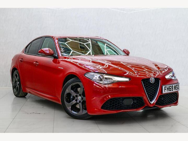 Alfa Romeo GIULIA 2.0T Veloce Auto Euro 6 (s/s) 4dr Alfa Romeo GIULIA 2.0T Veloce Auto Euro 6 (s/s) 4dr