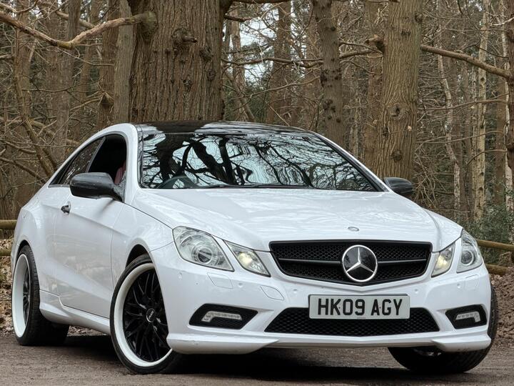 Mercedes-Benz E Class 3.0 E350 CDI V6 BlueEfficiency Sport G-Tronic Euro 5 2dr Mercedes-Benz E Class 3.0 E350 CDI V6 BlueEfficiency Sport G-Tronic Euro 5 2dr