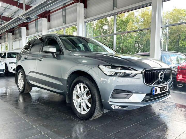 Volvo XC60 2.0 B4 MHEV Momentum Pro Auto AWD Euro 6 (s/s) 5dr