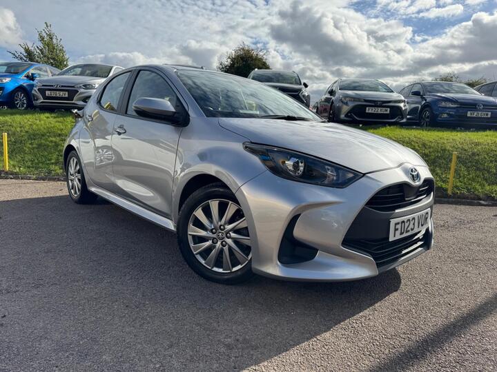 Toyota Yaris 1.5 VVT-h Icon E-CVT Euro 6 (s/s) 5dr