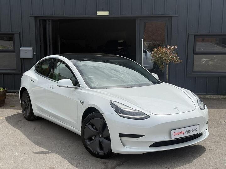 Tesla Model 3 Standard Range Plus Auto RWD 4dr