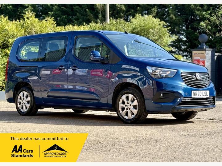 Vauxhall Combo Life 1.2 Turbo Energy XL MPV Euro 6 (s/s) 5dr Vauxhall Combo Life 1.2 Turbo Energy XL MPV Euro 6 (s/s) 5dr