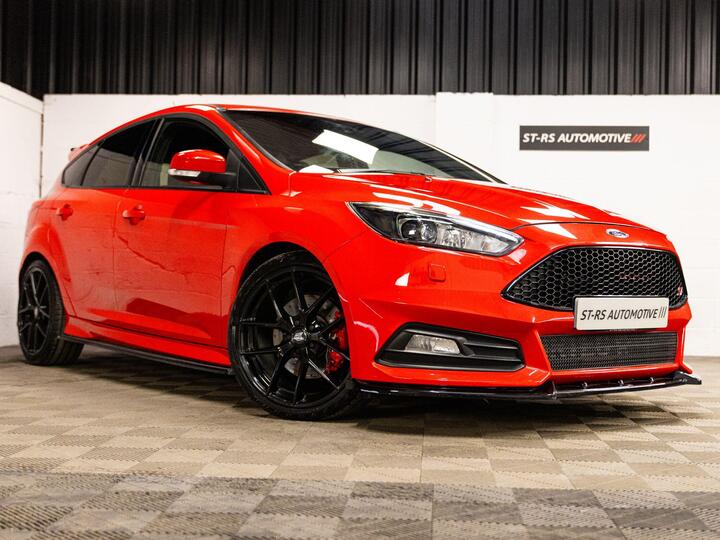Ford Focus 2.0T EcoBoost ST-3 Euro 6 (s/s) 5dr