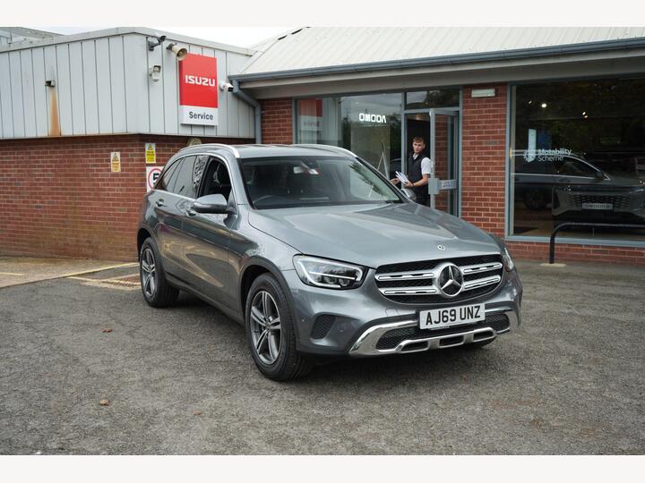 Mercedes-Benz GLC 2.0 GLC220d Sport G-Tronic+ 4MATIC Euro 6 (s/s) 5dr Mercedes-Benz GLC 2.0 GLC220d Sport G-Tronic+ 4MATIC Euro 6 (s/s) 5dr