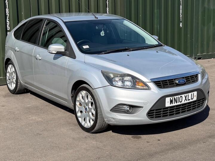 Ford Focus 1.6 Zetec 5dr