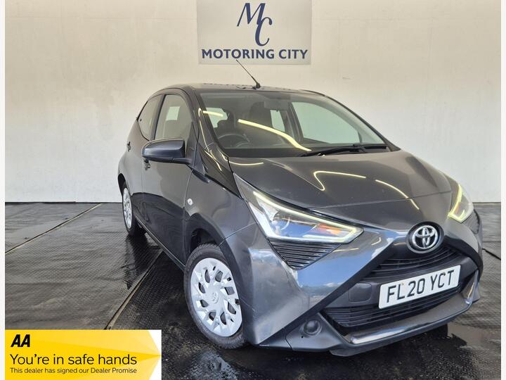 Toyota AYGO 1.0 VVT-i X-play Euro 6 5dr