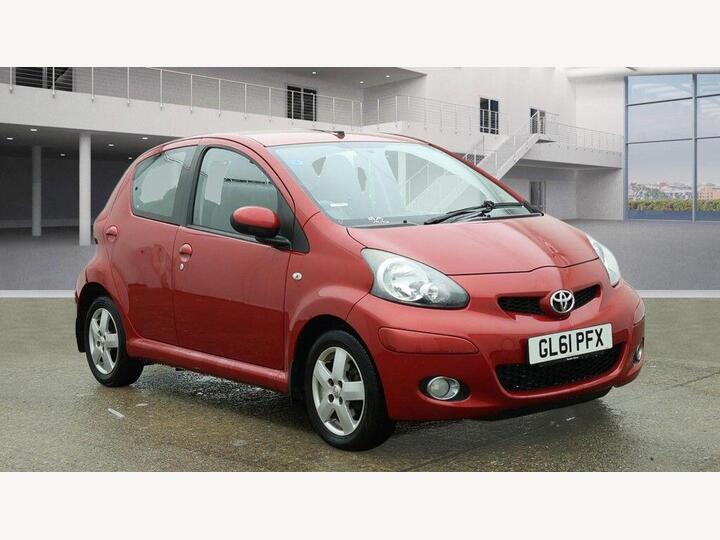 Toyota AYGO 1.0 VVT-i Ice Euro 5 5dr
