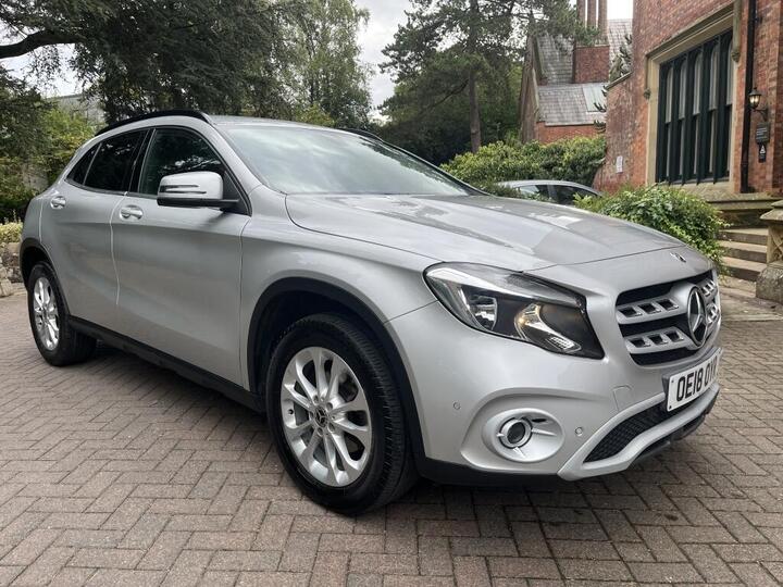 Mercedes-Benz GLA-CLASS GLA 200 D SE EXECUTIVE DIESEL ESTATE 2.1 GLA200d SE (Executive) Euro 6 (s/s) 5dr