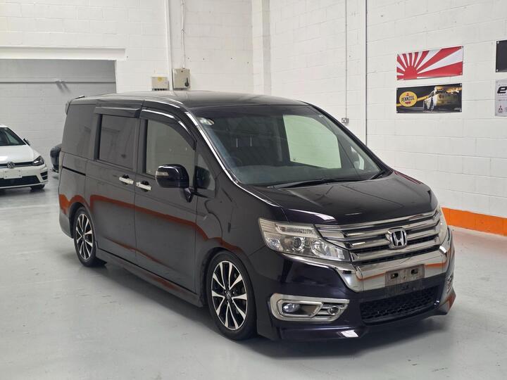 Honda Stepwagon 2.0 SPADA COOL SPIRIT PETROL AUTO 8 SEAT
