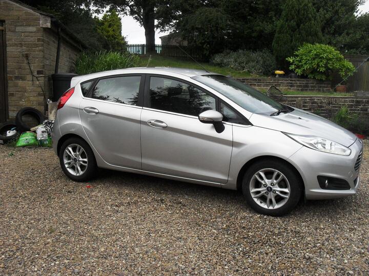 Ford Fiesta 1.0T EcoBoost Zetec Euro 6 (s/s) 5dr