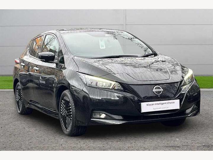 Nissan LEAF 39kWh N-Connecta Auto 5dr