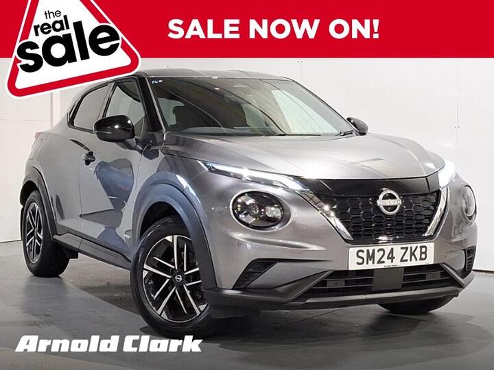 Nissan Juke 1.6 N-Connecta Auto Euro 6 5dr Nissan Juke 1.6 N-Connecta Auto Euro 6 5dr