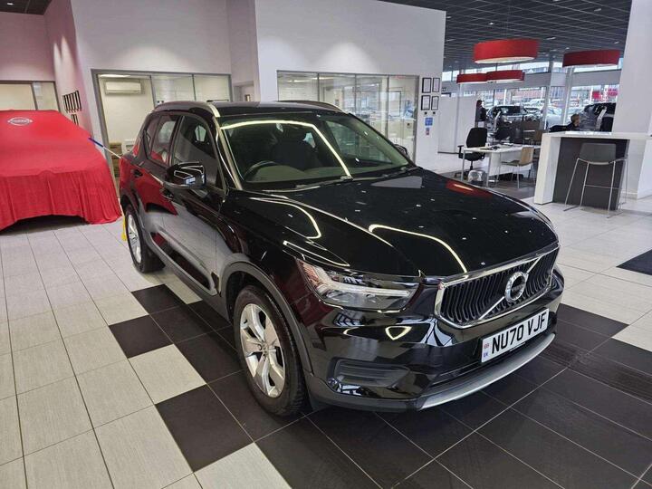 Volvo XC40 1.5 T3 Momentum Euro 6 (s/s) 5dr