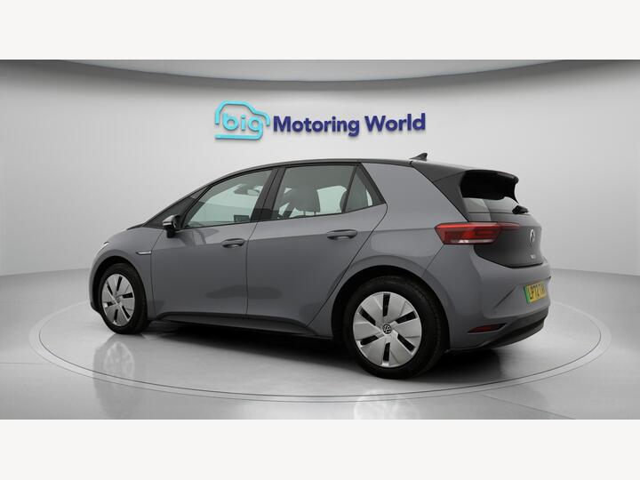 Volkswagen ID.3 Pro Performance 58kWh Life Auto 5dr