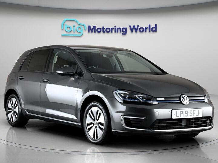 Volkswagen E-Golf 35.8kWh E-Golf Auto 5dr