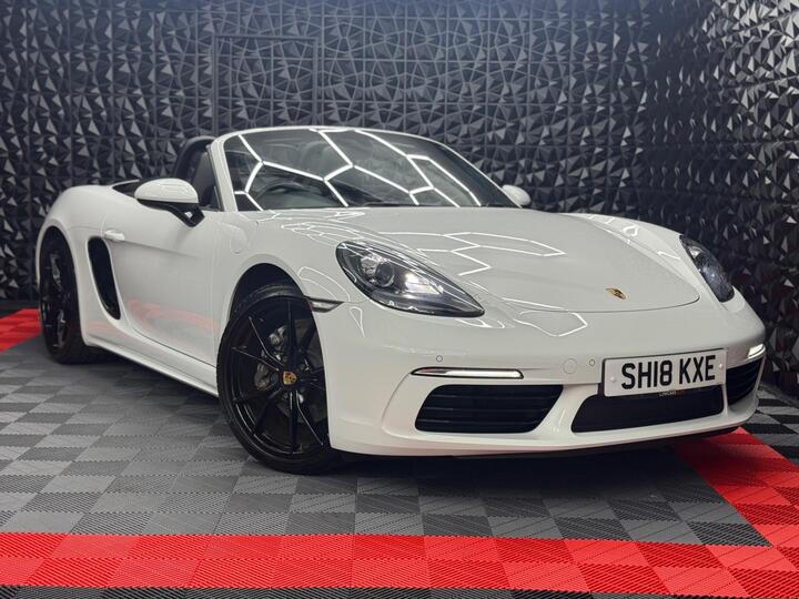 Porsche 718 Boxster 2.0T PDK Euro 6 (s/s) 2dr Porsche 718 Boxster 2.0T PDK Euro 6 (s/s) 2dr