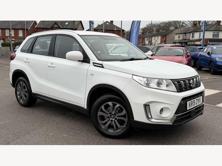 Suzuki VITARA ESTATE 1.0 Boosterjet SZ4 Euro 6 (s/s) 5dr Suzuki VITARA ESTATE 1.0 Boosterjet SZ4 Euro 6 (s/s) 5dr