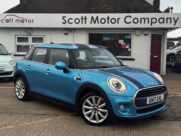 MINI HATCH 1.5 Cooper Auto Euro 6 (s/s) 5dr