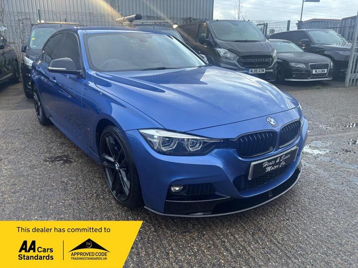 BMW 3 Series 2.0 330e 7.6kWh M Sport Shadow Edition Auto Euro 6 (s/s) 4dr BMW 3 Series 2.0 330e 7.6kWh M Sport Shadow Edition Auto Euro 6 (s/s) 4dr