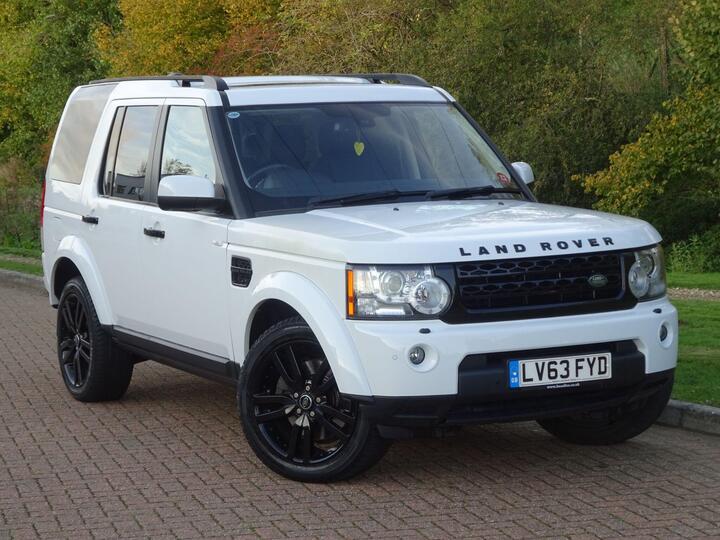 Land Rover Discovery 4 3.0 SD V6 HSE Luxury Auto 4WD Euro 5 (s/s) 5dr Land Rover Discovery 4 3.0 SD V6 HSE Luxury Auto 4WD Euro 5 (s/s) 5dr