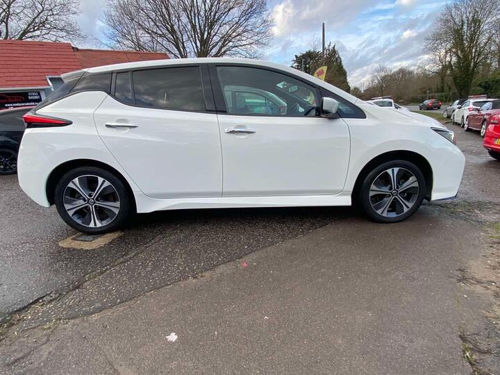 Nissan Leaf 62kWh E+ N-tec Auto 5dr Nissan Leaf 62kWh E+ N-tec Auto 5dr