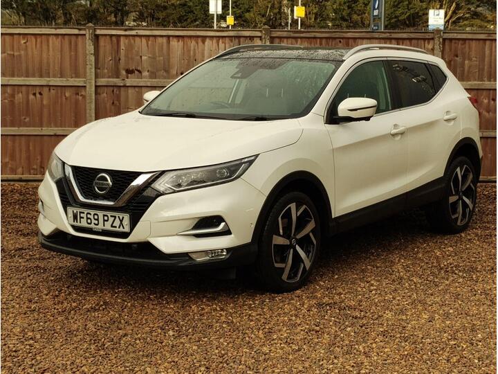 Nissan QASHQAI 1.3 DIG-T Tekna Euro 6 (s/s) 5dr
