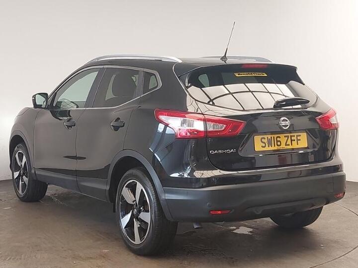Nissan Qashqai 1.2 DIG-T N-Connecta 2WD Euro 6 (s/s) 5dr
