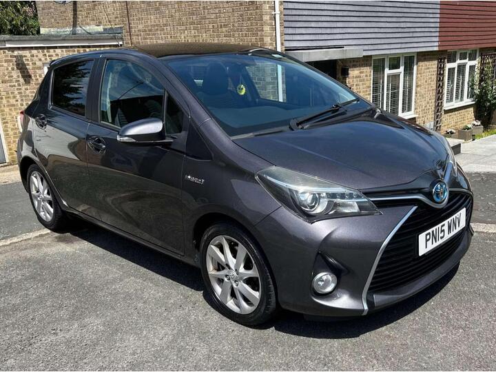 Toyota YARIS 1.5 VVT-h Excel E-CVT Euro 6 5dr (15in Alloy)