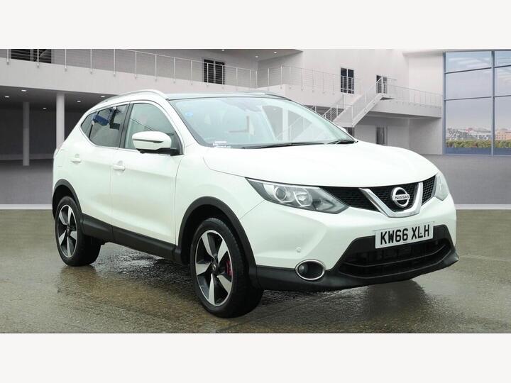 Nissan Qashqai 1.6 DCi N-Connecta XTRON 2WD Euro 6 (s/s) 5dr
