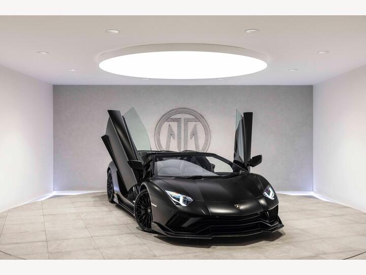 Lamborghini Aventador 6.5 V12 LP 740-4 S Roadster ISR 4WD Euro 6 2dr Lamborghini Aventador 6.5 V12 LP 740-4 S Roadster ISR 4WD Euro 6 2dr