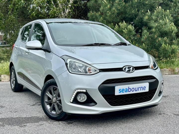 Hyundai I10 1.2 Premium Auto Euro 5 5dr Hyundai I10 1.2 Premium Auto Euro 5 5dr