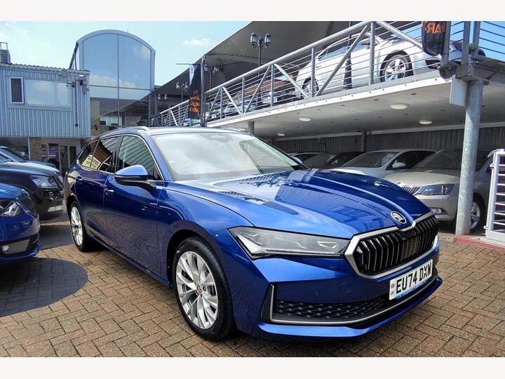 Skoda Superb 2.0 TDI SE L DSG Euro 6 (s/s) 5dr Skoda Superb 2.0 TDI SE L DSG Euro 6 (s/s) 5dr