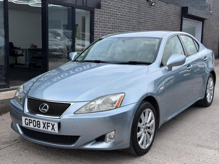 Lexus IS 2.2 220TD SE 4dr