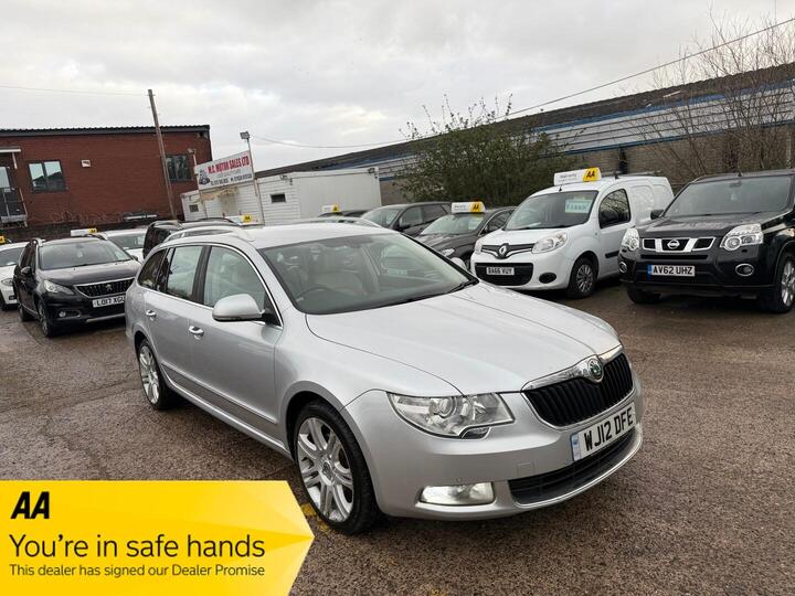 Skoda Superb 2.0 TDI Elegance DSG 4WD Euro 5 5dr