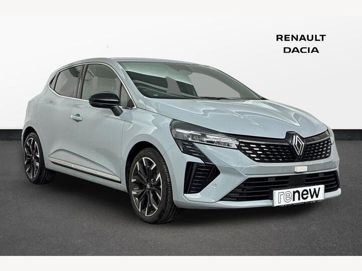 Renault Clio 1.6 E-TECH Techno Auto Euro 6 (s/s) 5dr