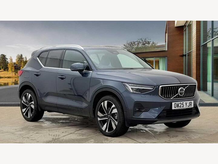 Volvo XC40 2.0 B3 MHEV Ultra Bright DCT Auto Euro 6 (s/s) 5dr
