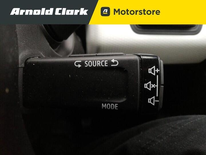 Renault Clio 1.6 E-TECH Techno Auto Euro 6 (s/s) 5dr