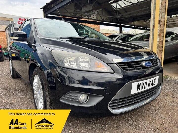 Ford Focus 1.6 Titanium 5dr
