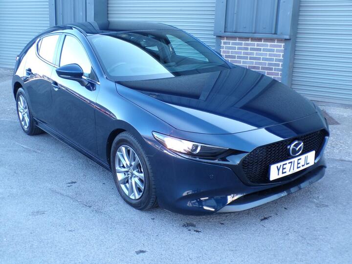 Mazda 3 2.0 E-SKYACTIV-G MHEV SE-L Lux Euro 6 (s/s) 5dr Mazda 3 2.0 E-SKYACTIV-G MHEV SE-L Lux Euro 6 (s/s) 5dr