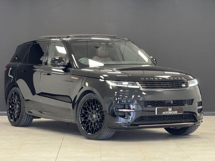 Land Rover RANGE ROVER SPORT 3.0 D300 MHEV Dynamic SE Auto 4WD Euro 6 (s/s) 5dr Land Rover RANGE ROVER SPORT 3.0 D300 MHEV Dynamic SE Auto 4WD Euro 6 (s/s) 5dr