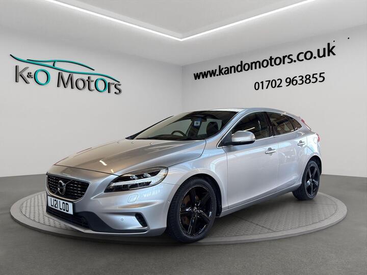 Volvo V40 2.0 T3 R-Design Nav Plus Euro 6 (s/s) 5dr