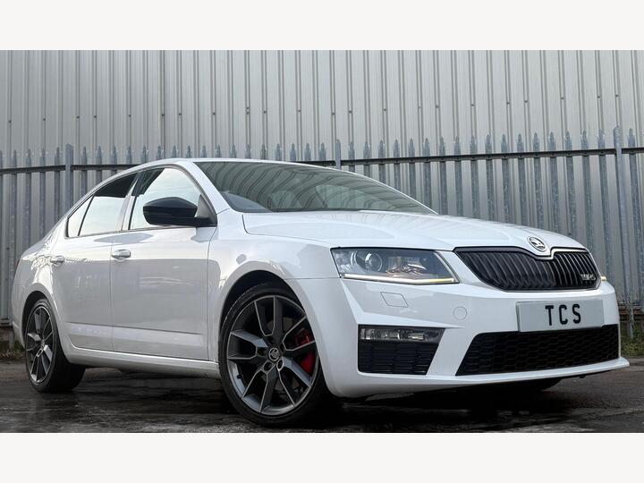 Skoda Octavia 2.0 TDI VRS DSG Euro 6 (s/s) 5dr (SNav) Skoda Octavia 2.0 TDI VRS DSG Euro 6 (s/s) 5dr (SNav)